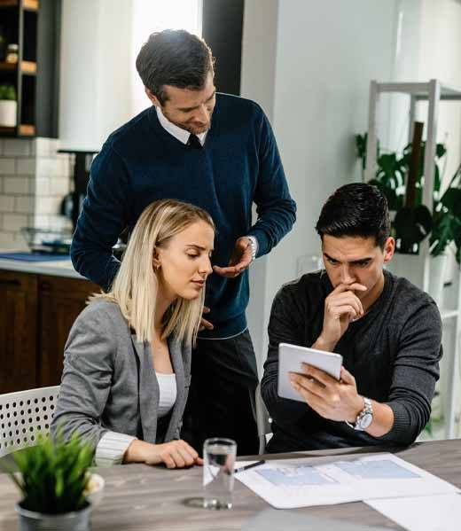 insurance-meeting-second-about-image